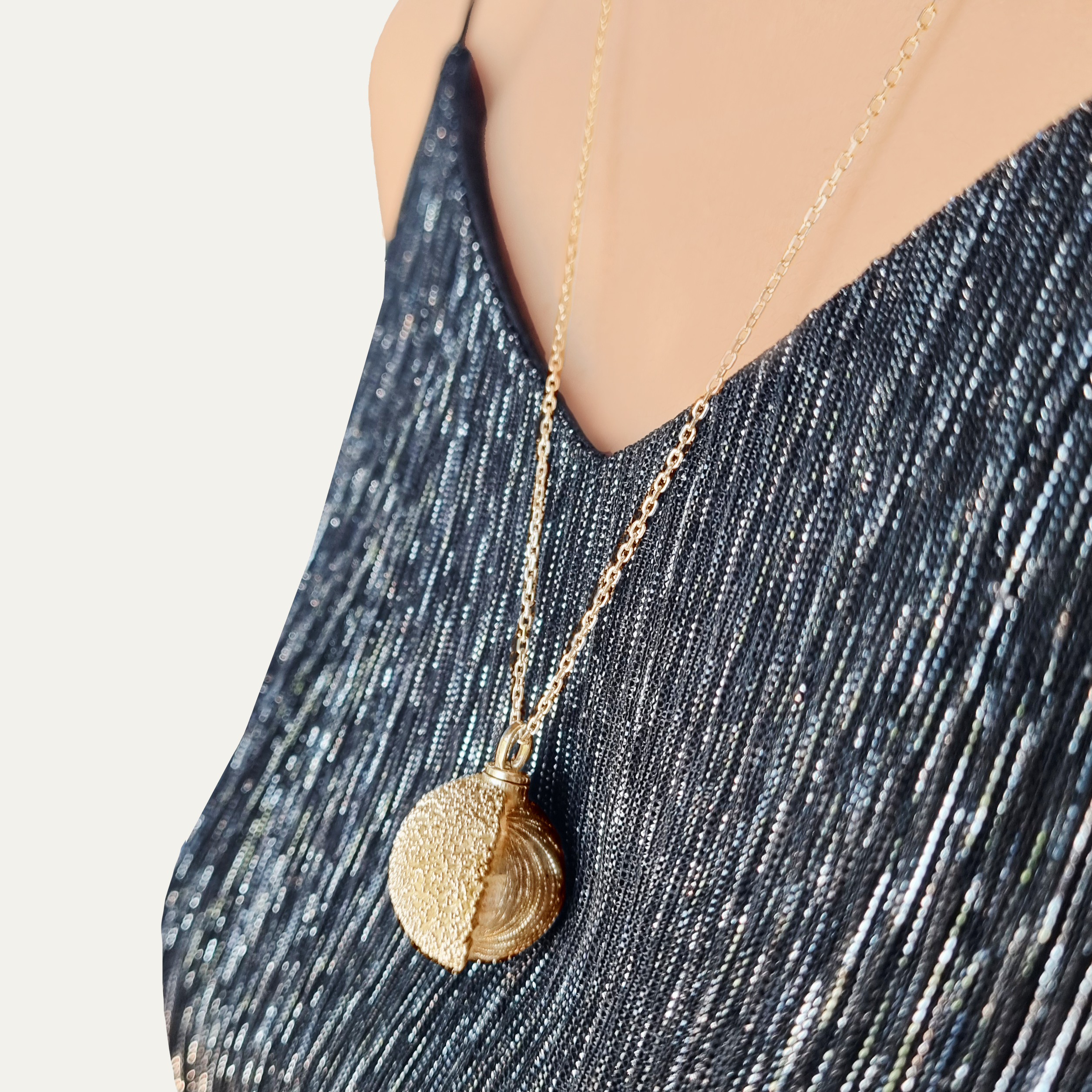 bijou de mariage, bijou souvenir enterrement vie de jeune fille, cadeau de mariage, bijou de mariée, collier de mariée, bijou pour cendre, bijou commémoratif, bijou cheveux bébé, bijou poil de chien, bijou de chat, bijou de deuil, pendentif en or, bijou de luxe, bijou haut de gamme